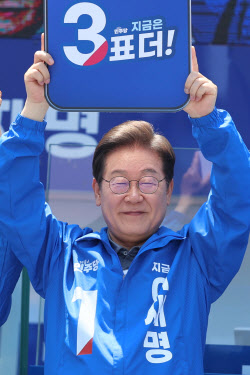‘이재명 子 논란’ 대선판 이전투구…네거티브 선거전 ‘격화’