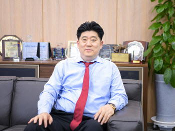 ‘파멥신 창업자’ 유진산 부사장 “상폐 결정 충격”[화제의 바이오人]