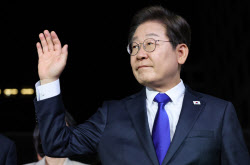 대통령 당선 즉시 외교·안보 지휘…1호 업무지시 '경제상황 점검' 예상