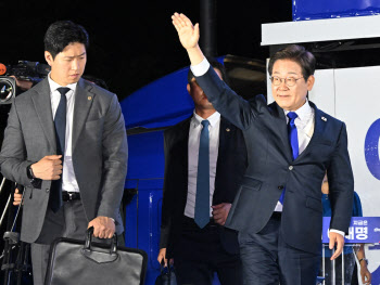[속보]'당선 확정' 이재명, 대선 역대 최다 득표 경신