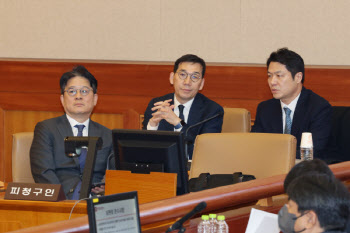[속보]이창수 중앙지검장·조상원 차장검사, 3일자 사표 수리