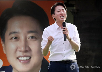 25만명이 제명 요구…이준석, ‘젓가락 발언’ 후폭풍