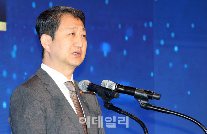 제26회 철의날 축사하는 안덕근 산자부 장관                                                                                                                                                         