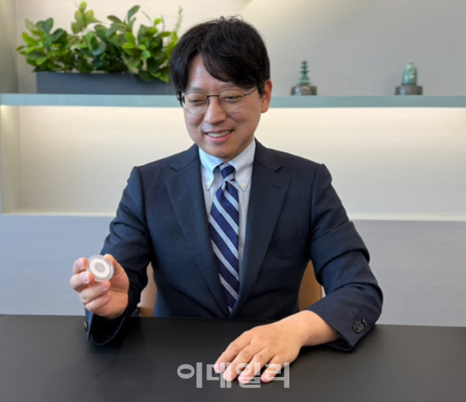 '기평통과' 쿼드메디슨, 마이크로니들 의약품 신흥강자 예고 - 뉴스 썸네일 이미지