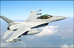 [속보]한국 KF-16 전투기, 알래스카서 훈련중 파손…조종사 무사