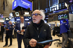 [속보]물가안정·빅테크 실적 기대감…S&P500 0.4%↑·오라클 13.3%↑