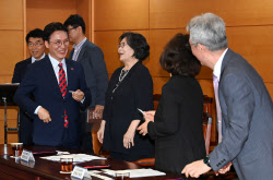 [포토] 식품, 외식 업계 만난 김민석 총리 후보자                                                                                                                                                          