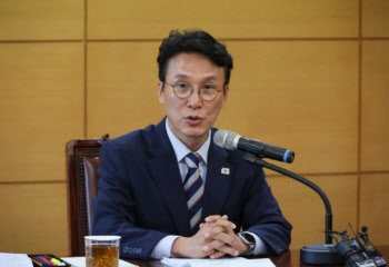 김민석 “전 재산 2억 안 돼…이 나이에 집 한 채 없다”