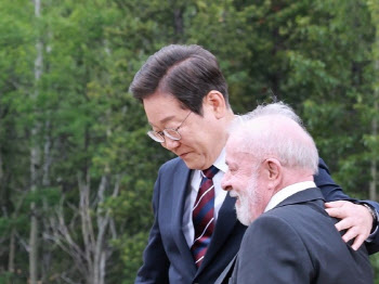 “소년공 시절 팔을…” 李대통령, ‘닮은꼴’ 룰라 대통령과 교감