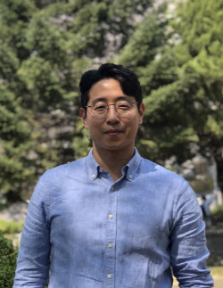 배우자와 사별 후 외로움?…딱 ‘1년까지’였다