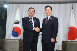 주일 한국대사관 수교 60주년 행사, 이시바 총리 참석할까