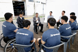 황상하 SH공사 사장, 호국 보훈의 달 맞아 장애인 조정팀 격려