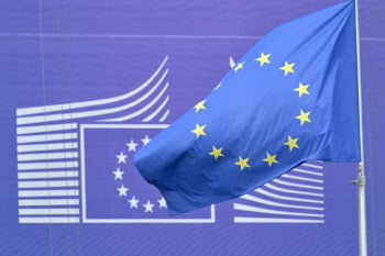 EU, 의료기기 공공조달에 中기업 입찰 제한…정상회담 전 기싸움