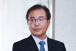 &apos;채상병 특검&apos; 특검보 4인 임명…이명현 특검은 국방부 방문