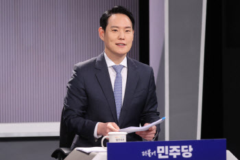 김한규 "이 대통령, 야당 요구라고 해서 안 들어주지 않을 것"