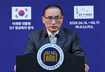 위성락 국가안보실장, 李대통령 대신 나토 정상회의 참석(상보)