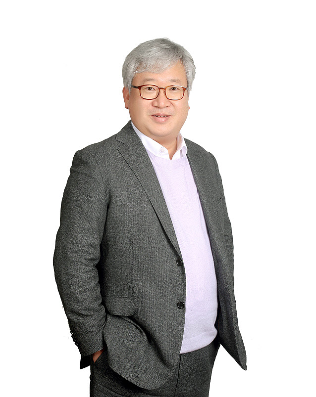 리딩투자證, 김충호 총괄부회장·최규원 대표이사 연임 확정 - 뉴스 썸네일 이미지