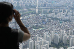 "서울 아파트값 文정부서 2배 상승...尹때 강남-비강남 격차 최고"