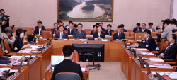 [포토]농림축산식품해양수산위원회 전체회의                                                                                                                                                               