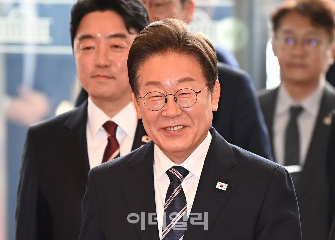 이재명 대통령, 첫 추경안 시정연설위해 국회도착