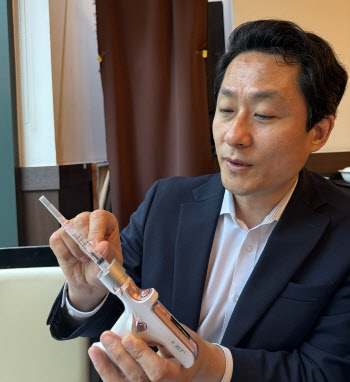 염현철 메디허브 대표 "안 아픈 자동주사기, 시장판도 바꿀 것"
