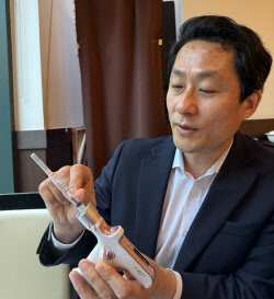 염현철 메디허브 대표 "안 아픈 자동주사기, 시장판도 바꿀 것"