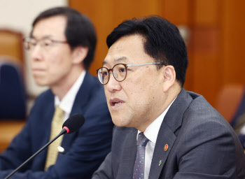 주담대 6억 제한…김병환 "빚내서 고가아파트 사는 것 막아야"