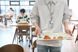 커피까지 마시면 2만원 탕진…점심값 제일 비싼 곳은