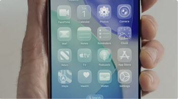 애플 새 운영 체제 &apos;iOS 26&apos; 주요 특징은?[모닝폰]