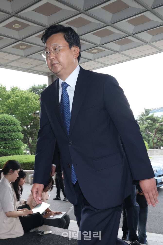 정진우 서울중앙지검장 첫 출근                                                                                                                                                                     