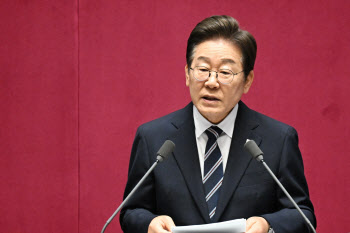 [속보] 대통령실 “청년담당관 2인 모집 예정”