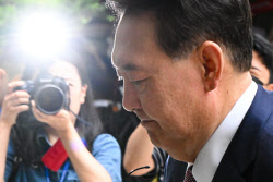 윤석열 전 대통령 9일 영장심사…석방 4개월만에 구속기로
