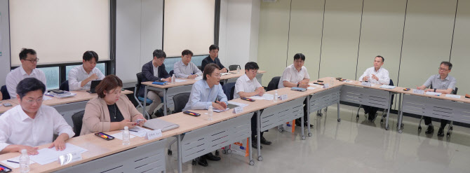 “현장 소리 들으라” 李 특명에…소상공인 숨통 트인다, 왜