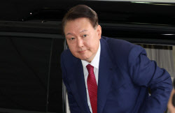 尹 구속기로…폭염 속 구치소 상황은? &apos;지옥&apos;