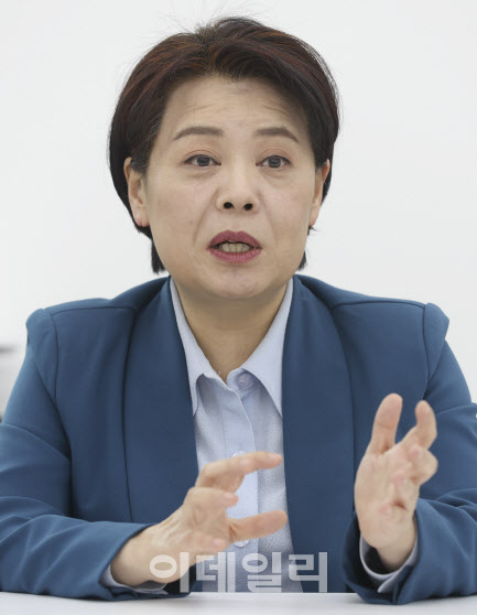 국힘, 신임 혁신위원장 '윤희숙' 임명…선관위원장은 '황우여'(상보)