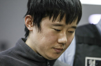 "1억 9000만원 배상하라"…&apos;신당역 살인&apos; 전주환에 구상금 판결