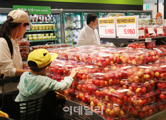 폭염에 과일값 상승 우려                                                                                                                                                                          