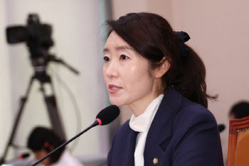 "강선우 낙마해야" 전·현직 국회 보좌진 92% 목소리