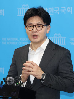 "부정선거 음모론 끊어내자"…한동훈, 당내 동조세력 &apos;직격&apos;