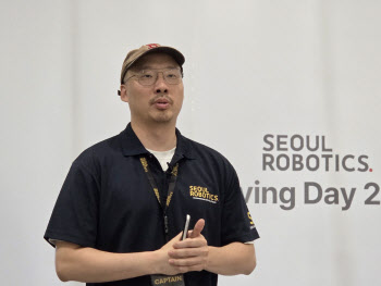 "차는 바보여도 된다"… 서울로보틱스가 바꾼 자율주행 공식