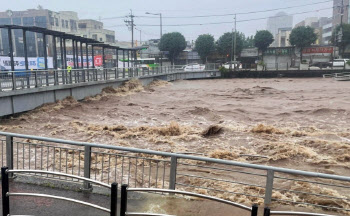 광주천 ‘범람 직전’…인근주민 대피령