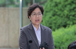오늘 정은경 인사청문회…&apos;공직자 윤리&apos; 소명 관건
