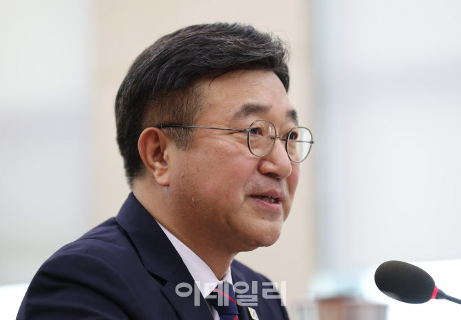 윤호중, '음주운전 전력, 배우자 종소세 늑장 납부 사과'                                                                                                                                   