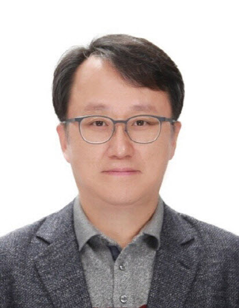 강준욱 대통령실 국민통합비서관 자진 사퇴(상보)