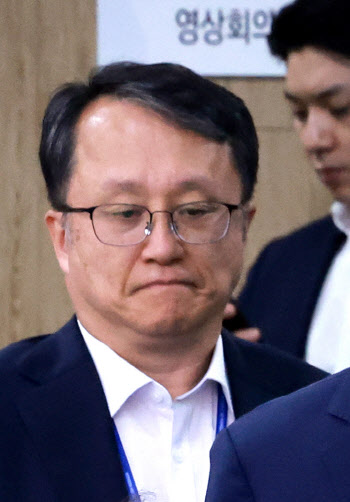 강준욱 대통령실 국민통합비서관 자진 사퇴(상보)