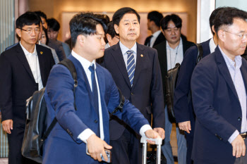 한미 &apos;2+2 통상협의&apos; 돌연 취소…양측 교섭본부장 협의만(종합)