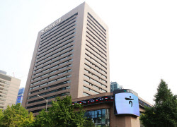 한미 물밑 조율 &apos;삐거덕&apos;…美 관세 앞두고 코너 몰린 韓