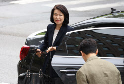 '대통령실 휴가 반려'에 이진숙 "그렇게 중요한 기관인데 왜..."