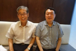 “尹 1,8평 독방서 생지옥” 신평 말에…“혼자 쓰면서 지옥?”