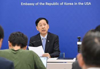 구윤철 “美상호관세 25%→15%…농축산물 추가 개방 없다”